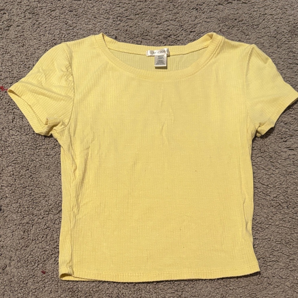 Forever 21 Light Yellow Short Sleeve Top